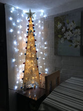 Cargar imagen en el visor de la galería, Árbol Pino Navidad 🎄Glitter Triangular Con Luces LED🎅
